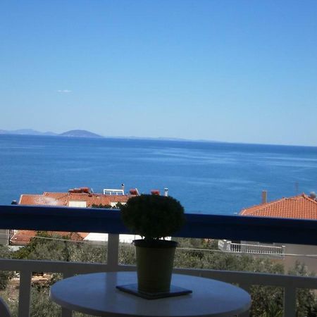Seaview - Selfcatering Apartment - Helen No 2 Xiropigado Exterior photo