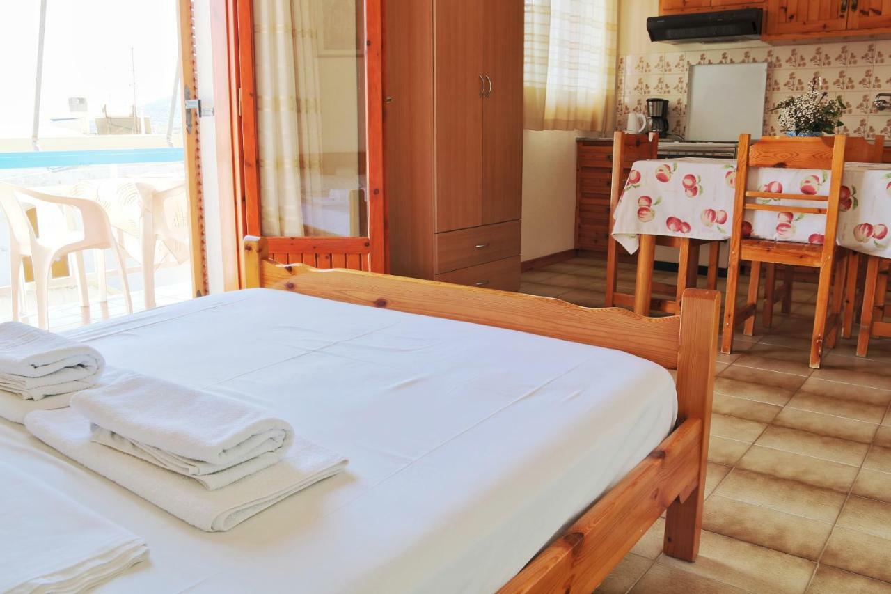 Seaview - Selfcatering Apartment - Helen No 2 Xiropigado Exterior photo